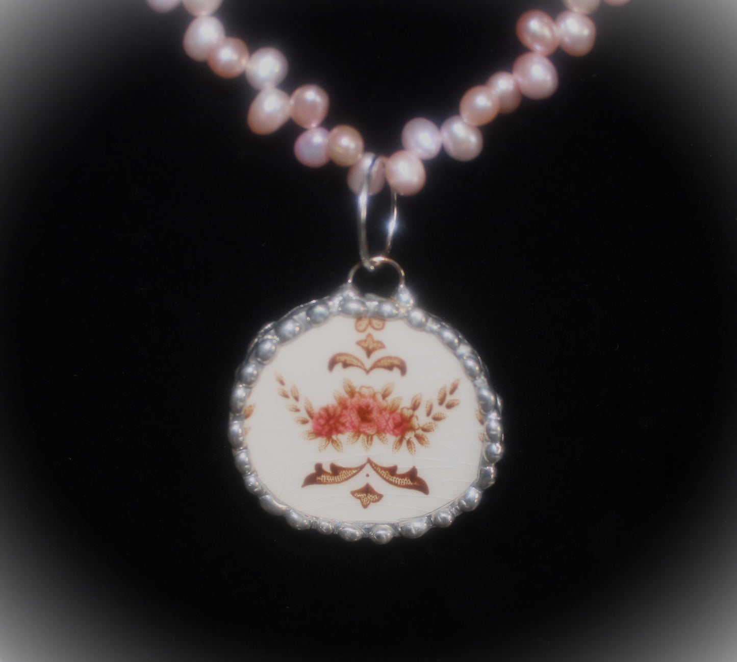 Fleur Pink and Brown Round Pendant On Pearls