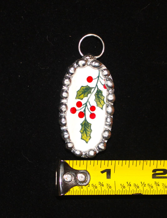 Holly Berry Vertical Oval Pendant