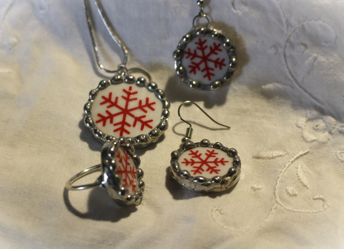 Let It Snow Red Snowflake Set