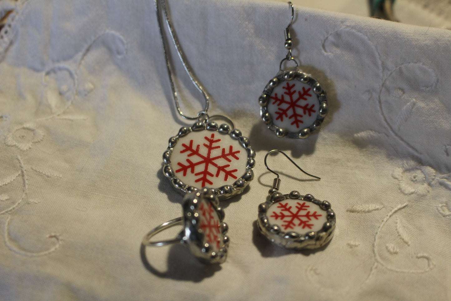 Let It Snow Red Snowflake Set