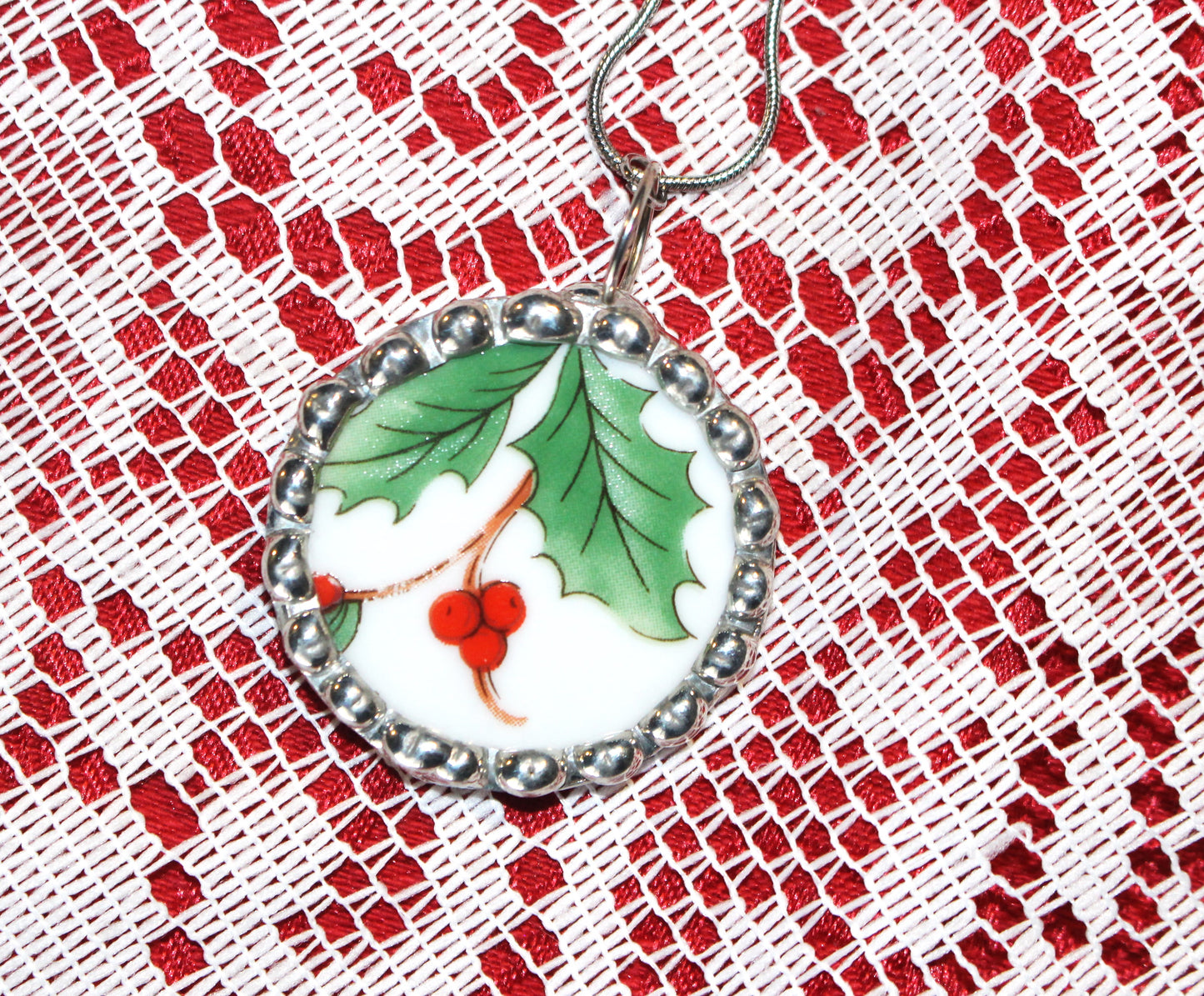 Holly Berry Round Large Pendant